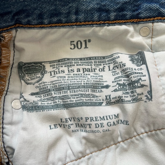 Levi’s 501 Cutoff Shorts - Size 26 - Picture 6 of 10